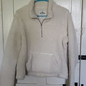 Hollister faux fur 1/2 zip jacket size L